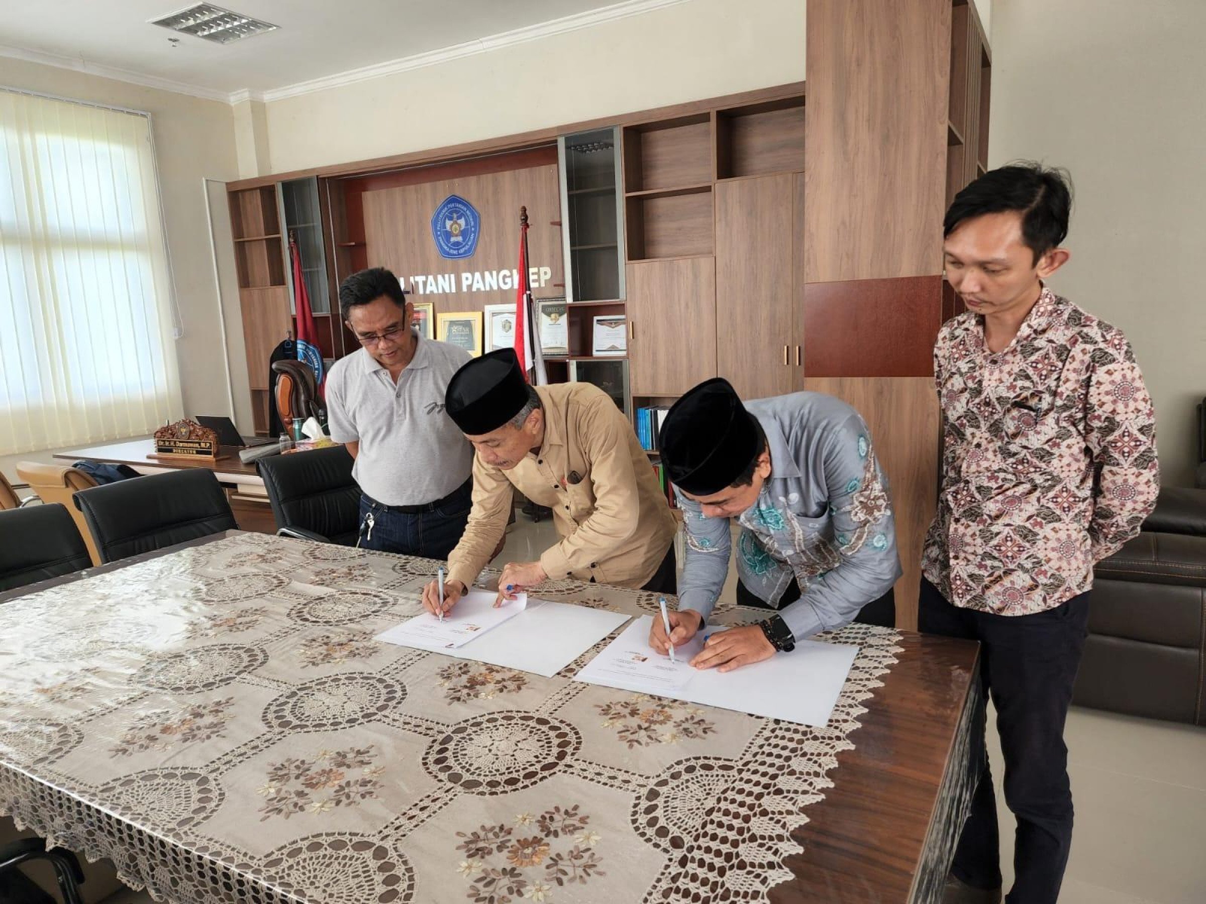 Penandatanganan MoU Politani Samarinda Dan Politani Pangkep ...