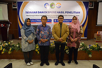                                          Seminar dan Ekspose Hasil Penelitian “Membangun Masa Depan Hilirisasi Berdampak: Inovasi dan Kolaborasi Riset menuju Politeknik University”
                                         