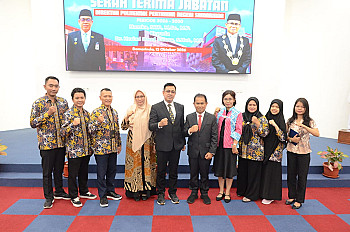                                          Serah Terima Jabatan Direktur Politeknik Pertanian Negeri Samarinda 2026
                                         